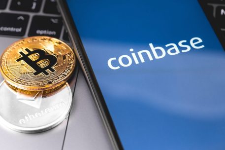 Coinbase Partners with Banks on Crypto and Stablecoin Pilot Projects