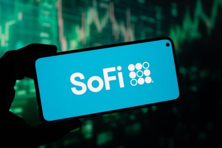 SoFi Aims to Raise $1.5 Billion to Fund Additional Business Opportunities