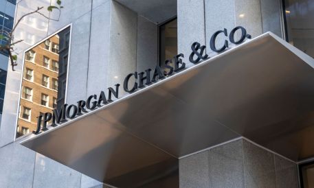 JPMorgan’s Dimon Positions AI as Competitive Banking Battleground